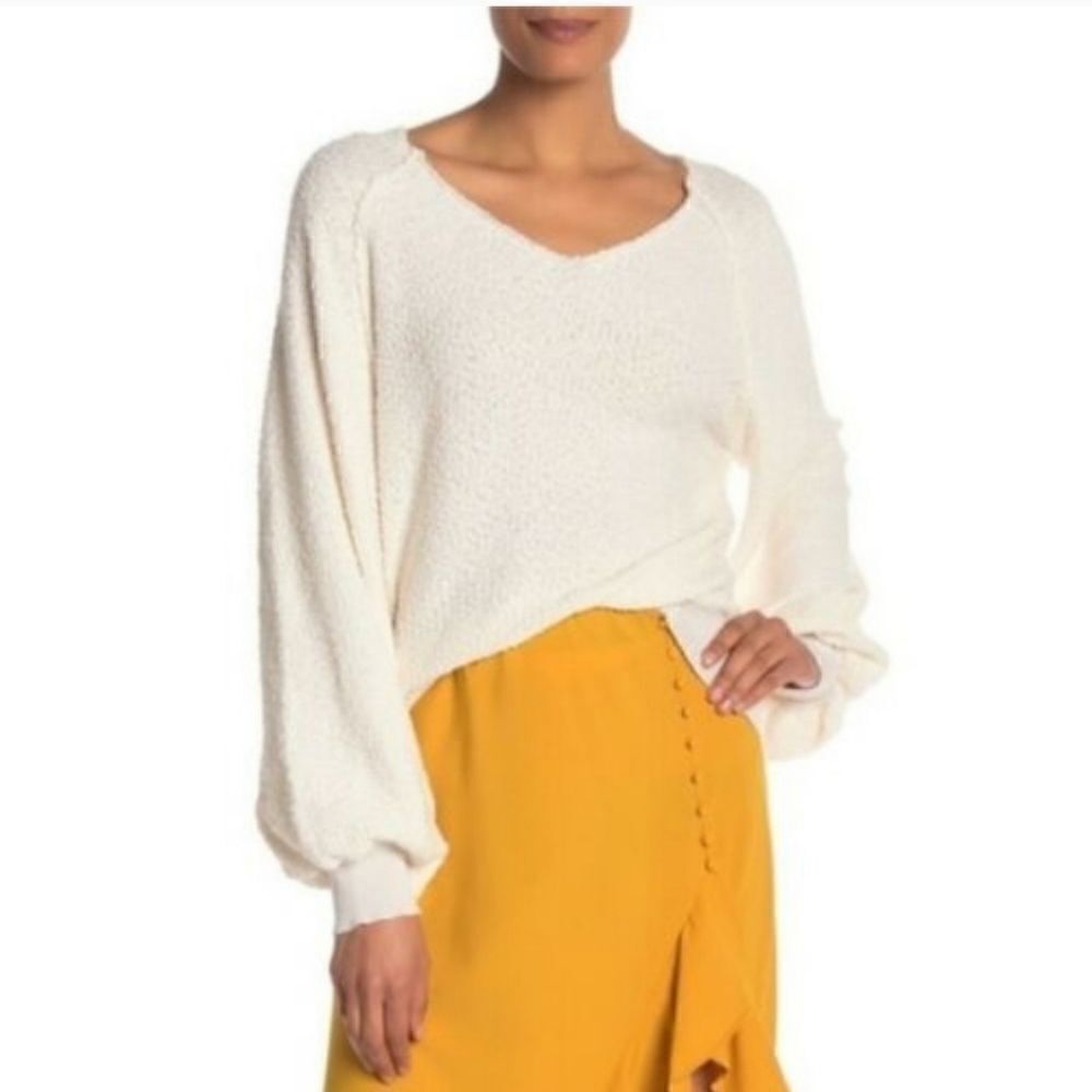 CODE X MODE Knit V-Neck Sweater - Size Small‎